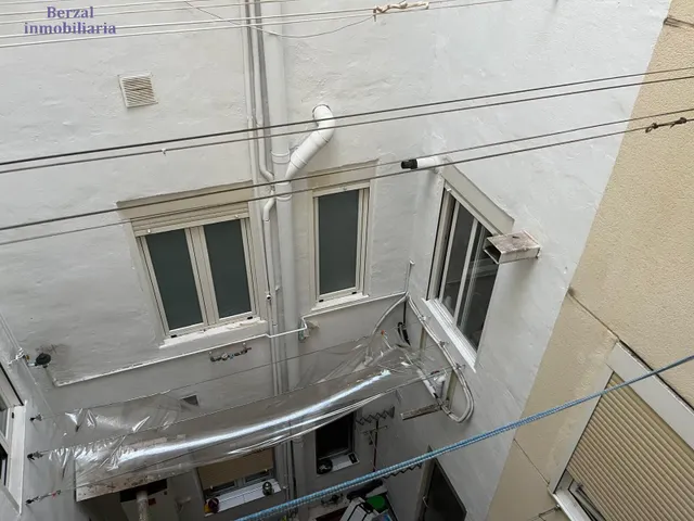 Piso de tres habitaciones en pleno centro peatonal — 31