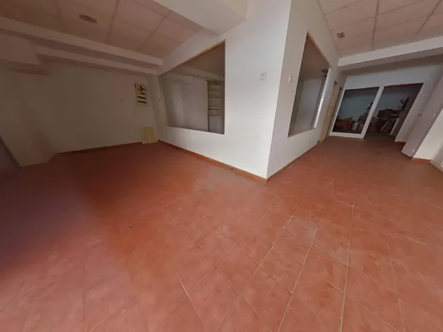Local de 161 m2 con grandes posibilidades en santa rosa — 28