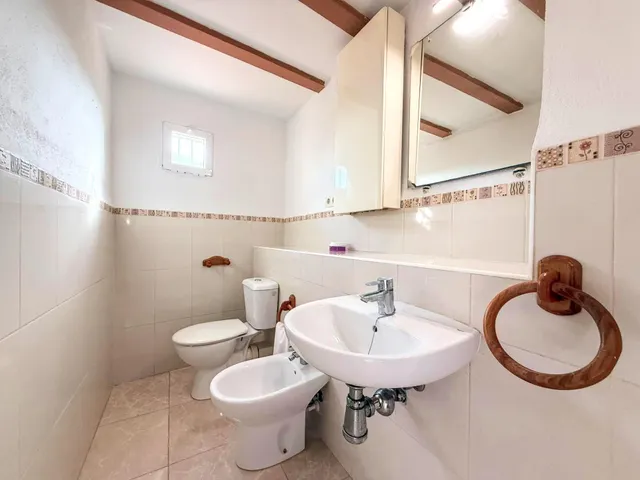 FANTASTICA MASIA CON PISCINA Y AMPLIA PARCELA EN VENTA — 15