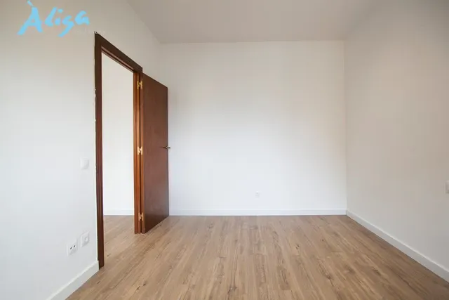 Piso en el Poblenou a 200 metros de la playa de Mar Bella — 13