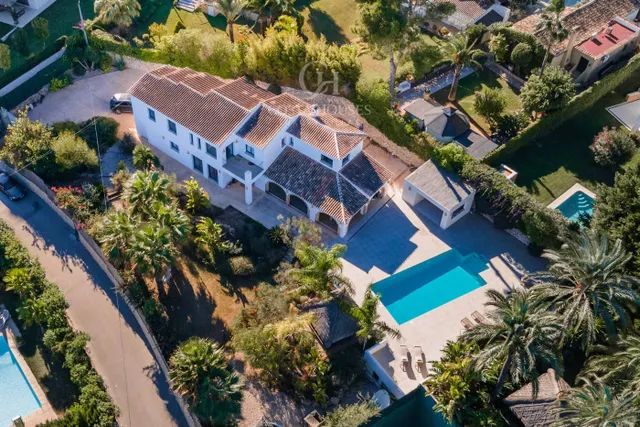 VILLA ADELA · ARQUITECTURA MEDITERRÁNEA, AMPLITUD Y VIDA FAMILIAR EN TOSALET JÁVEA — 15