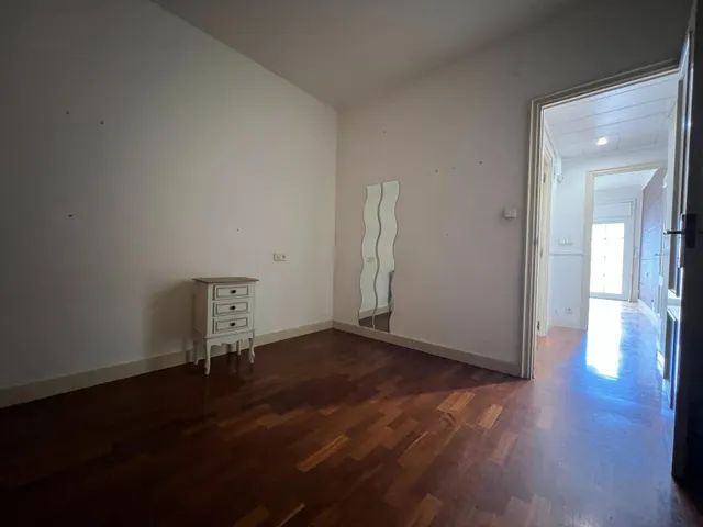 Piso de 3 habitaciones con ascensor en el centro de Granollers — 10