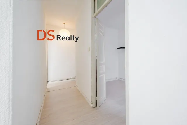Ds realty presenta | piso 3+1 con dos balcones en malasaña. — 9