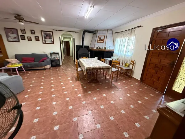 Chalet en Venta en Vilamarxant: Un Refugio en La Rodana - foto 3