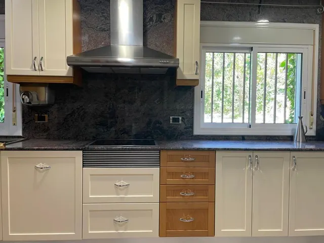 Preciosa casa en venta con piscina en Can Villalba — 22