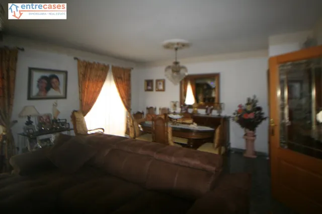 PRECIOSA CASA ADOSADA EN POLÍGONO 3, PARA ENTRAR A VIVIR — 14