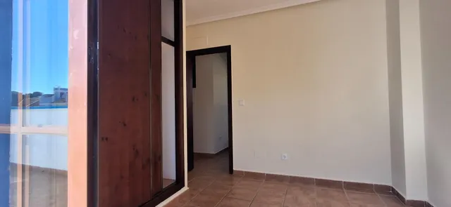 PRECIOSO DÚPLEX ADOSADO ESTILO MEDITERRÁNEO — 38