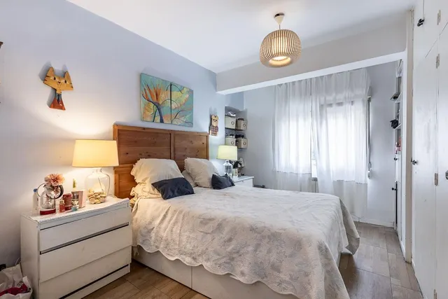 PISO REFORMADO EN VENTA · PEDRO ANTONIO DE ALARCÓN · GRANADA — 9
