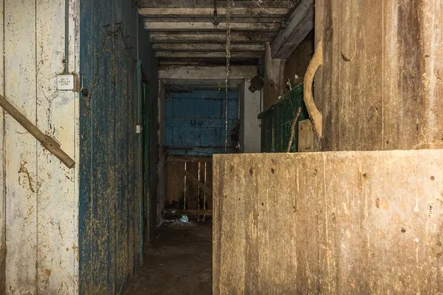 Encantadora Casa con Terreno en Abegondo, Galicia — 7