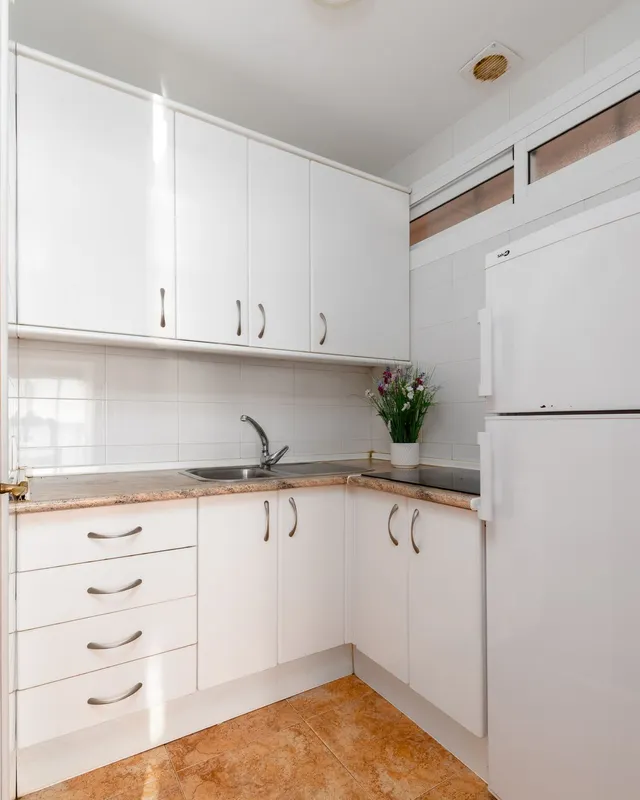 Apartamento frente al mar en Fuengirola - 2 dormitorios y 70m² — 11