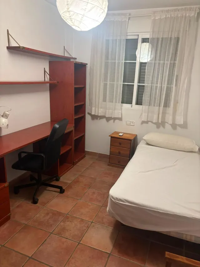 Encantador Chalet en La Ñora - Perfecto para Inversión — 10