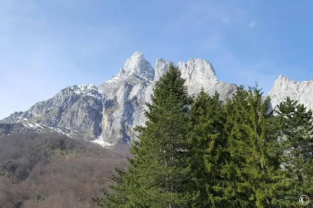 TU ENCANTADOR REFUGIO EN LIÉBANA — 20