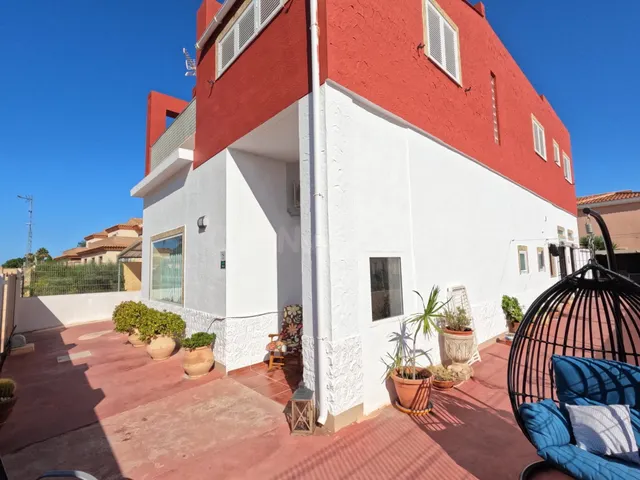 Exclusiva Propiedad en Lomas de Rame con Vivienda Doble y Lo