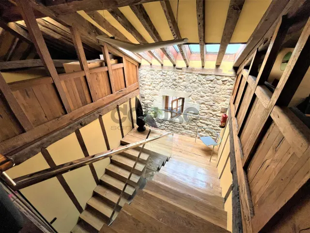 CASONA DE PIEDRA TOTALMENTE RESTAURADA — 45