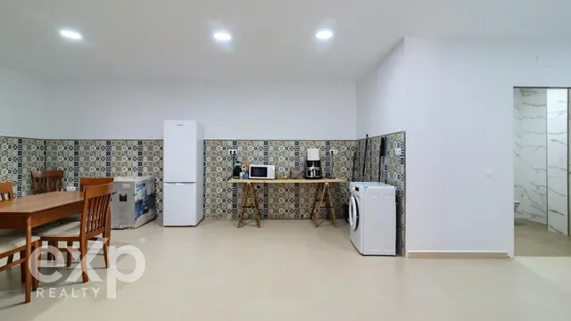 CASA EN ALGEMESI — 48