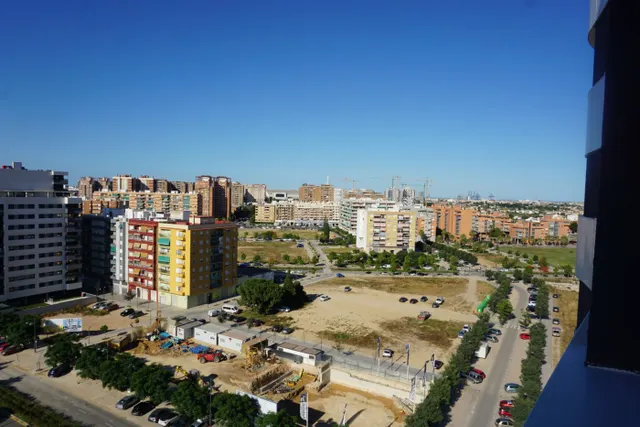 ESTRENA  ESTA ESPECTACULAR VIVIENDA CON PISCINA  DE 2 habitaciones Y DOS BAÑOS CON GARAJE INCLUIDO — 6