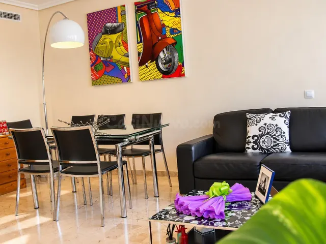 AMPLIO PISO DE 3 habitaciones, GARAJE Y PISCINA EN AYORA! — 4