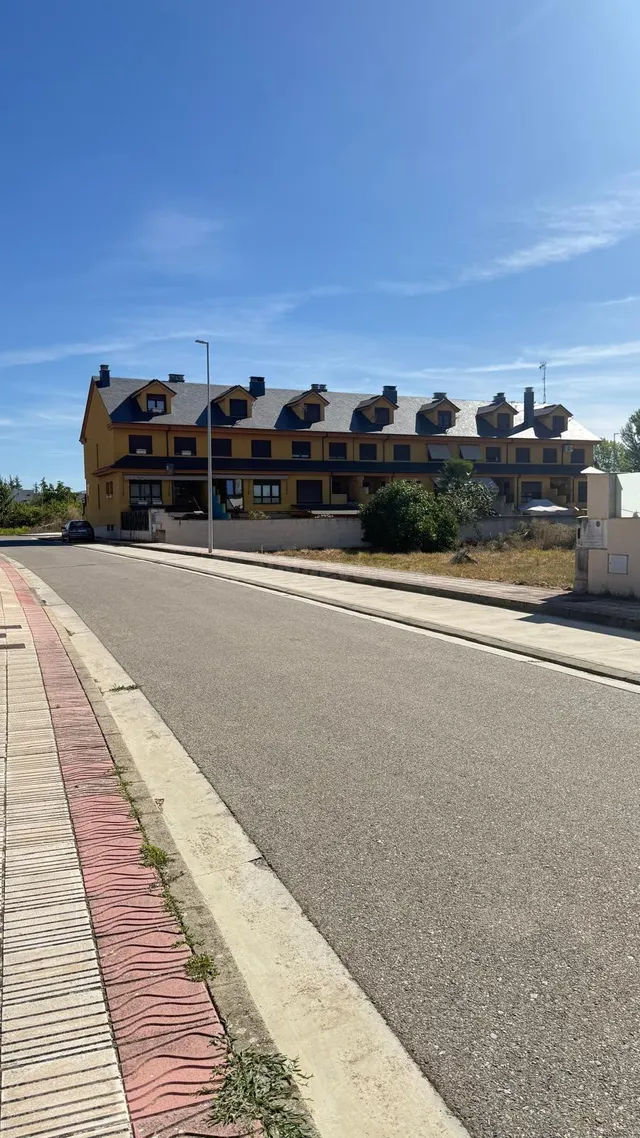 SE VENDE PARCELA PARA EDIFICAR EN CAMPONARAYA — 2