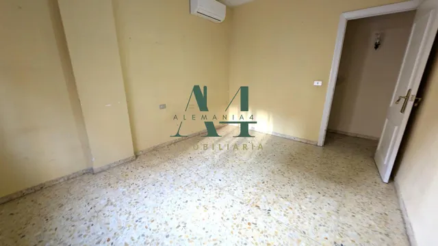 Amplio Piso en la Cruz de los Caídos - Oportunidad Única — 25