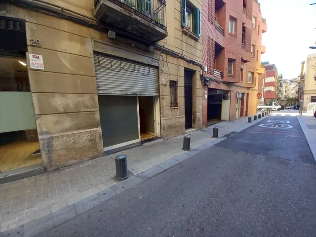 LOcal de 27 m2 junto Muntaner/Rda General  Mitre — 8