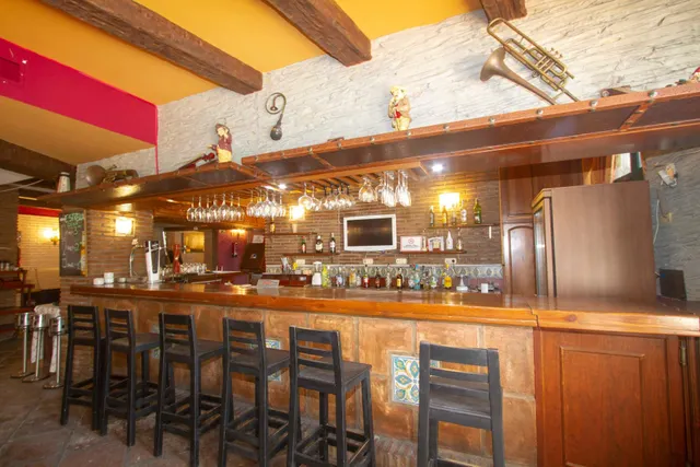 Local restaurante Marbella con terraza 100m2 frente al mar — 18