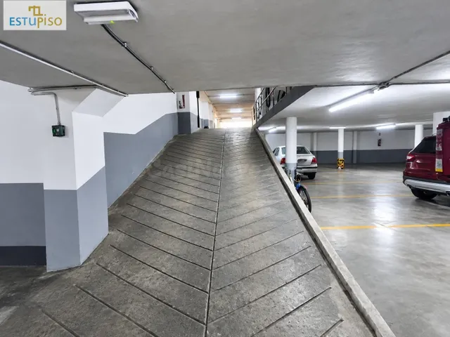 BUENA PLAZA DE GARAJE EN AVENIDA JUDIMENDI - foto 2