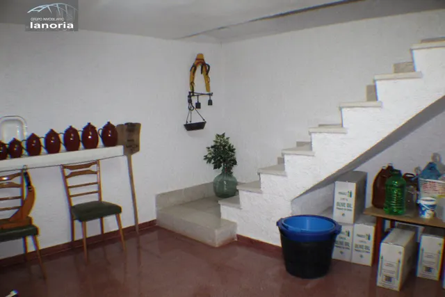 GRUPO LA NORIA VENDE CASA INDEPENDIENTE EN ALBACETE CAPITAL. — 21