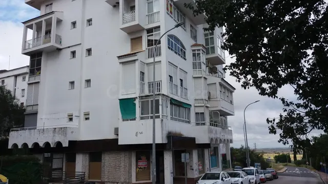 Local en venta en Cáceres — 5