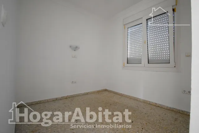 GRAN PAREADO CON GARAJE Y TERRAZA CERCA DE LA PLAYA — 19