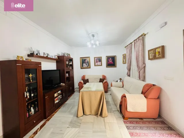 MAGNIFICA CASA EN EL CENTRO JEREZ — 6