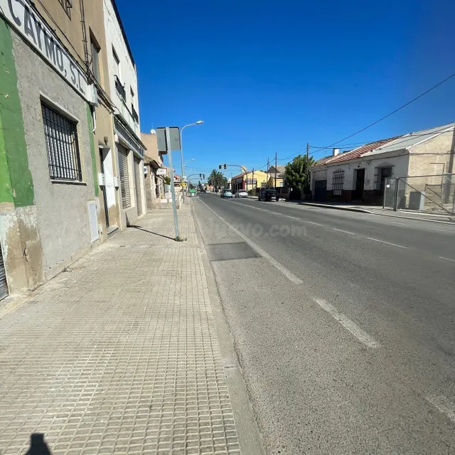 Local en Alquiler — 4