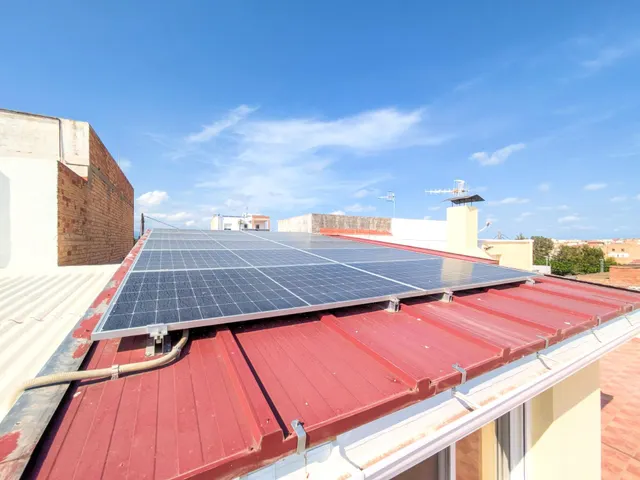CASA DE DISEÑO TODA EN PLANTA BAJA EN AMPOSTA — 19