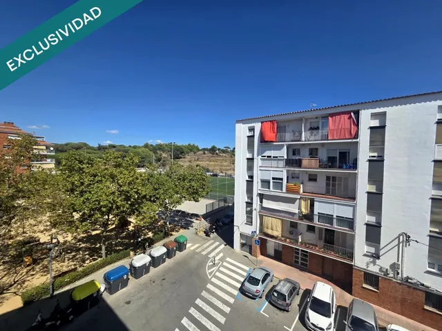 Piso reformado con 2 balcones y vistas al parque — 2