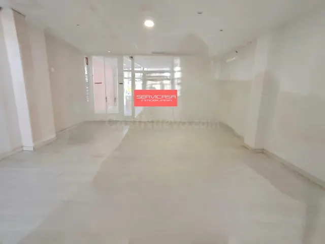 Se Vende Amplio Local Comercial en Quart de Poblet - foto 2