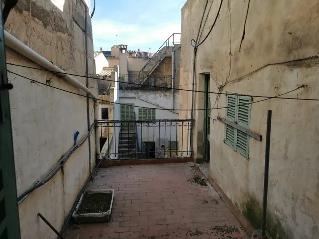 Edificio en venta - Cerca del centro — 14