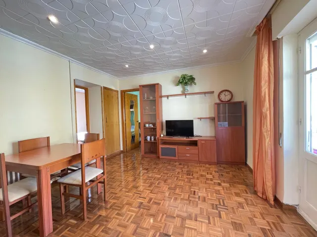 SE VENDE PISO ZONA ALTA — 8