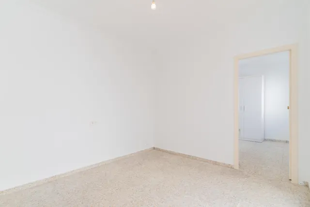 Espacio para toda la familia: 4 dormitorios y cochera — 22