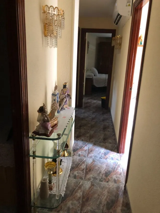 GRAN CASA EN VENTA EN URB. CAN CASAS — 36