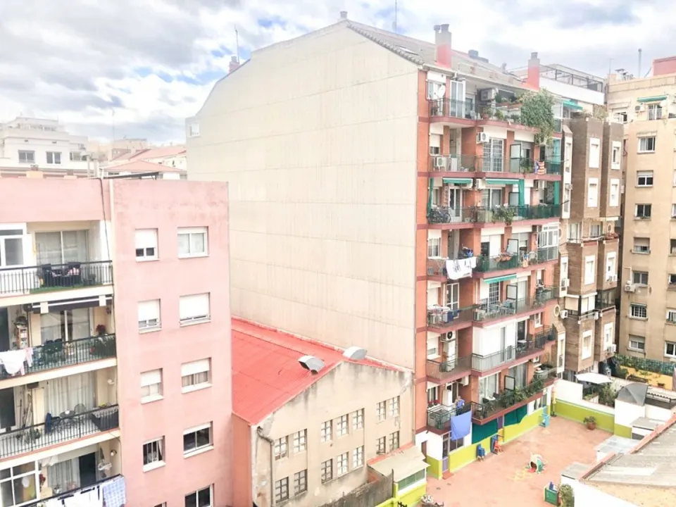 Piso de 96m2 en La Nova Esquerra de l'Eixample. Barcelona