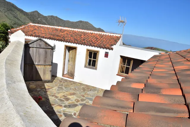 PRECIOSA CASA CANARIA EN BUENAVISTA DEL NORTE — 2