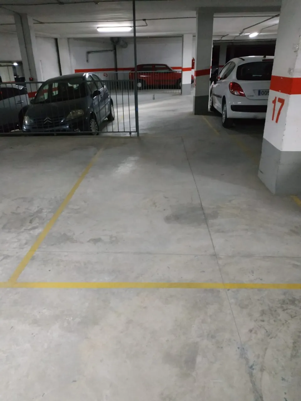 Garaje en C/ Pintor Segrelles - Ontinyent