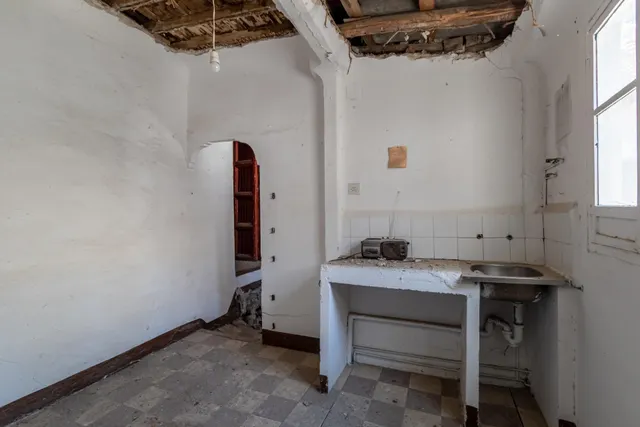 Casa para rehabilitar en el Albaicín, con proyecto y licencia. — 23