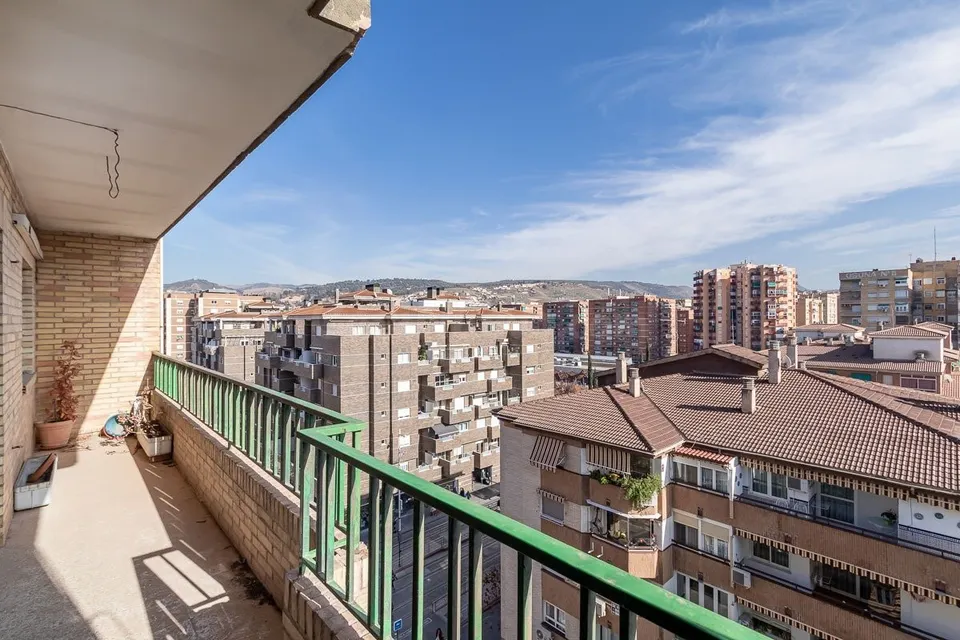 Avda Italia