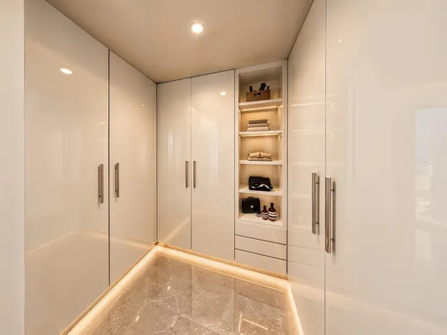 Vivienda de 2 dormitorios, dos baños, vestidor y terraza — 11