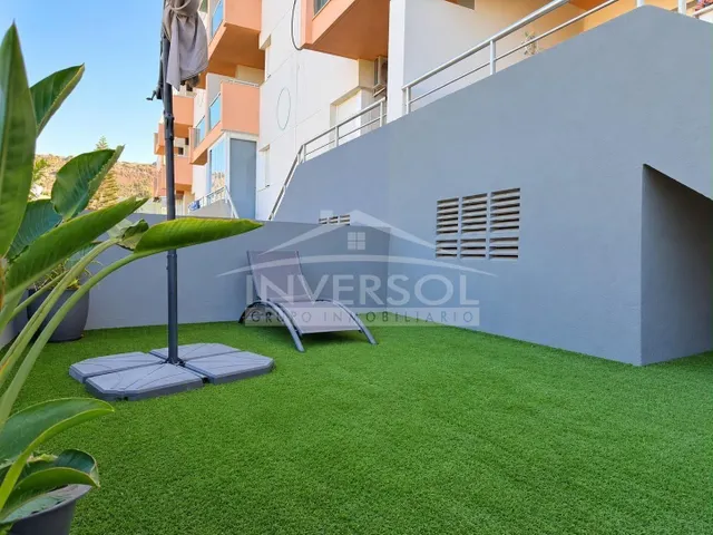 BAJO EN PALM BEACH, ALMERIMAR — 24