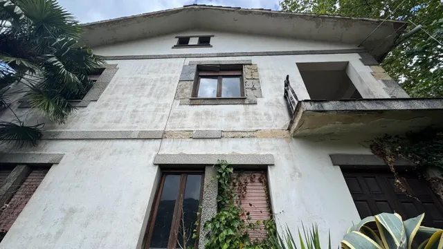 Casa con grandes posibilidades y vistas panorámicas en Mored