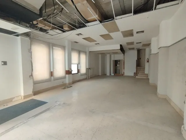 LOCAL DE ESQUINA DE 222 M2 - CO. MAGROS — 5