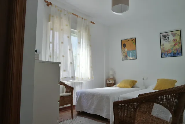 Impresionante chalet con piscina y en zona con campo de golf — 28