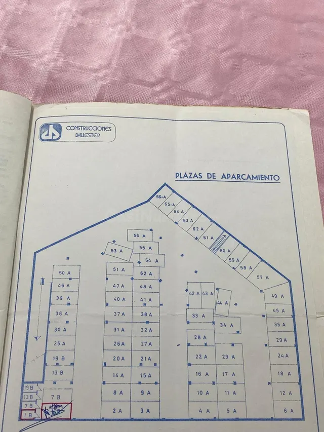 Plaza de garaje con trastero en Mislata — 2
