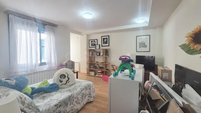 PISO VENTA CALZADA DE VALDUNCIEL. Urbis te ofrece un piso en - foto 4